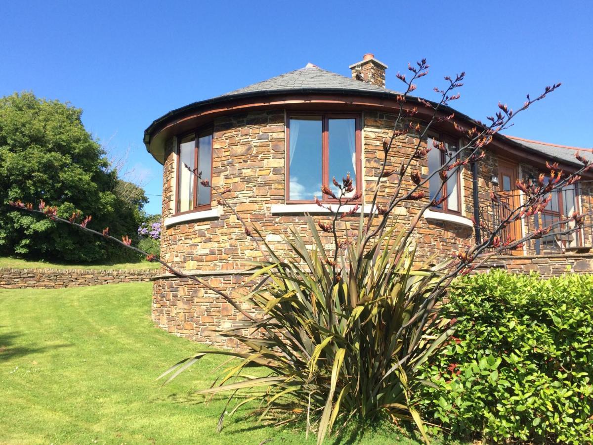 Green Acres Cottages Par Exterior photo