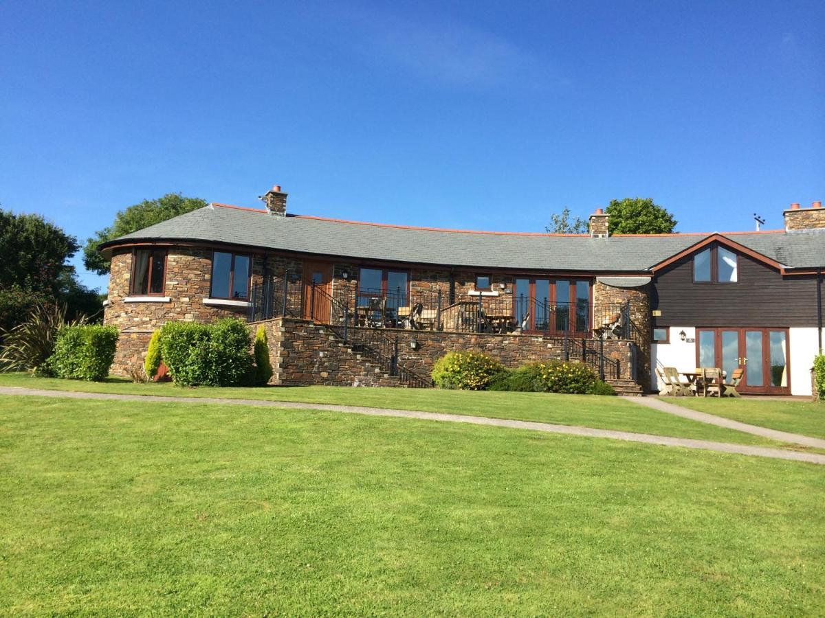 Green Acres Cottages Par Exterior photo